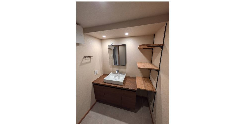 中央区 原状回復工事 洗面化粧台交換施工後