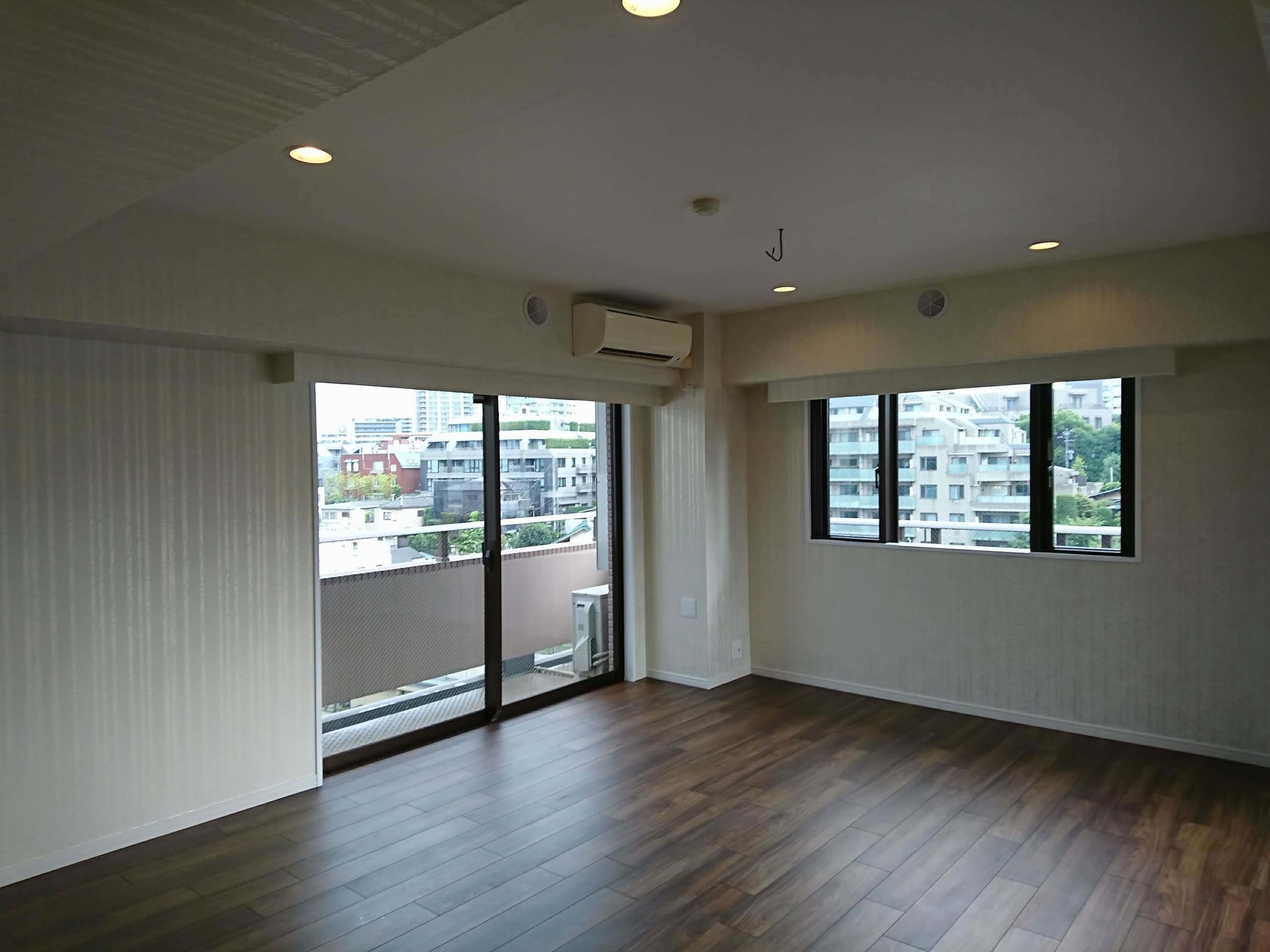 品川区 賃貸マンション 原状回復工事 フローリング貼替施工後"