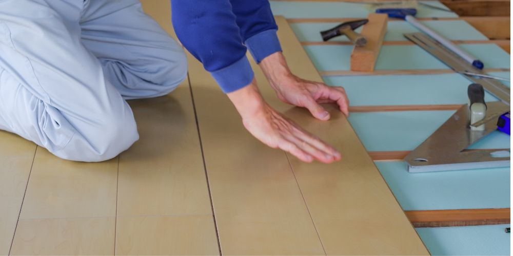 品川区 退去後修繕 1K　フローリング貼替