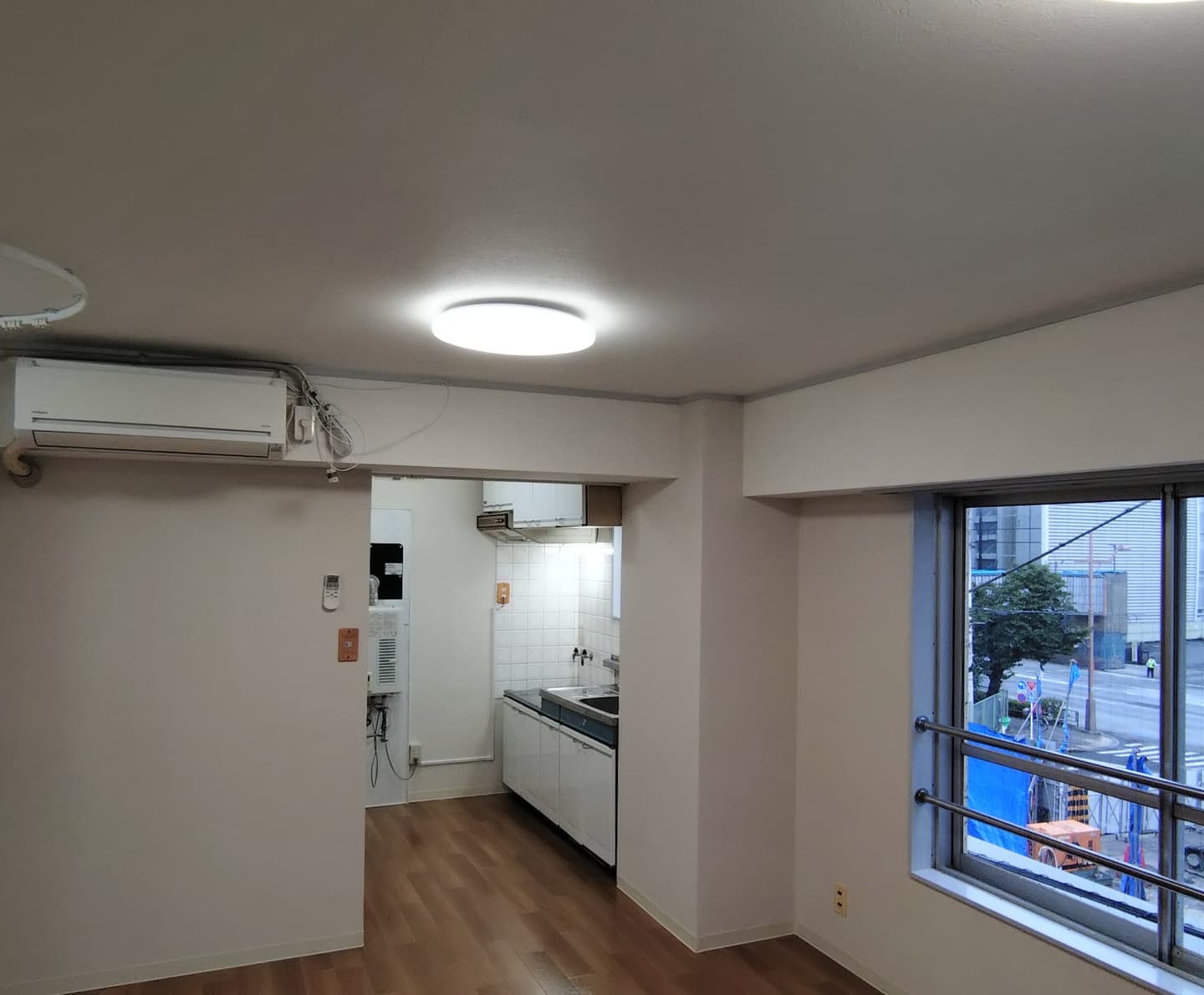 江東区　東陽町周辺マンション1R　原状回復工事後　クロス貼替