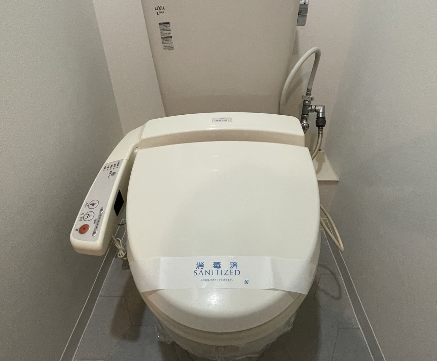 品川区マンション1LDK原状回復工事後　トイレ清掃