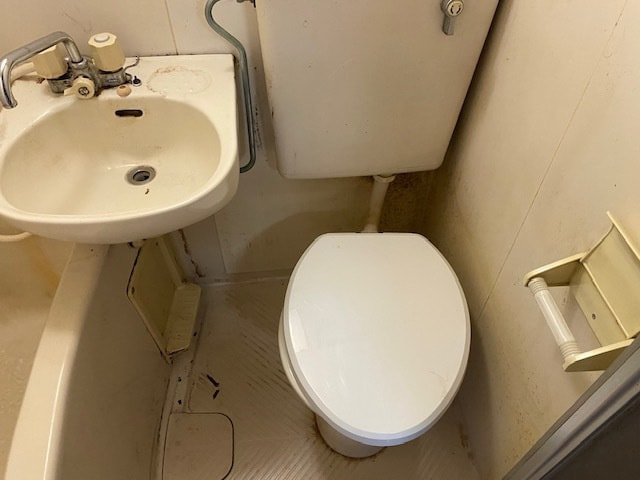 品川区　賃貸マンション　1R+ロフト　原状回復工事後　水廻り清掃
